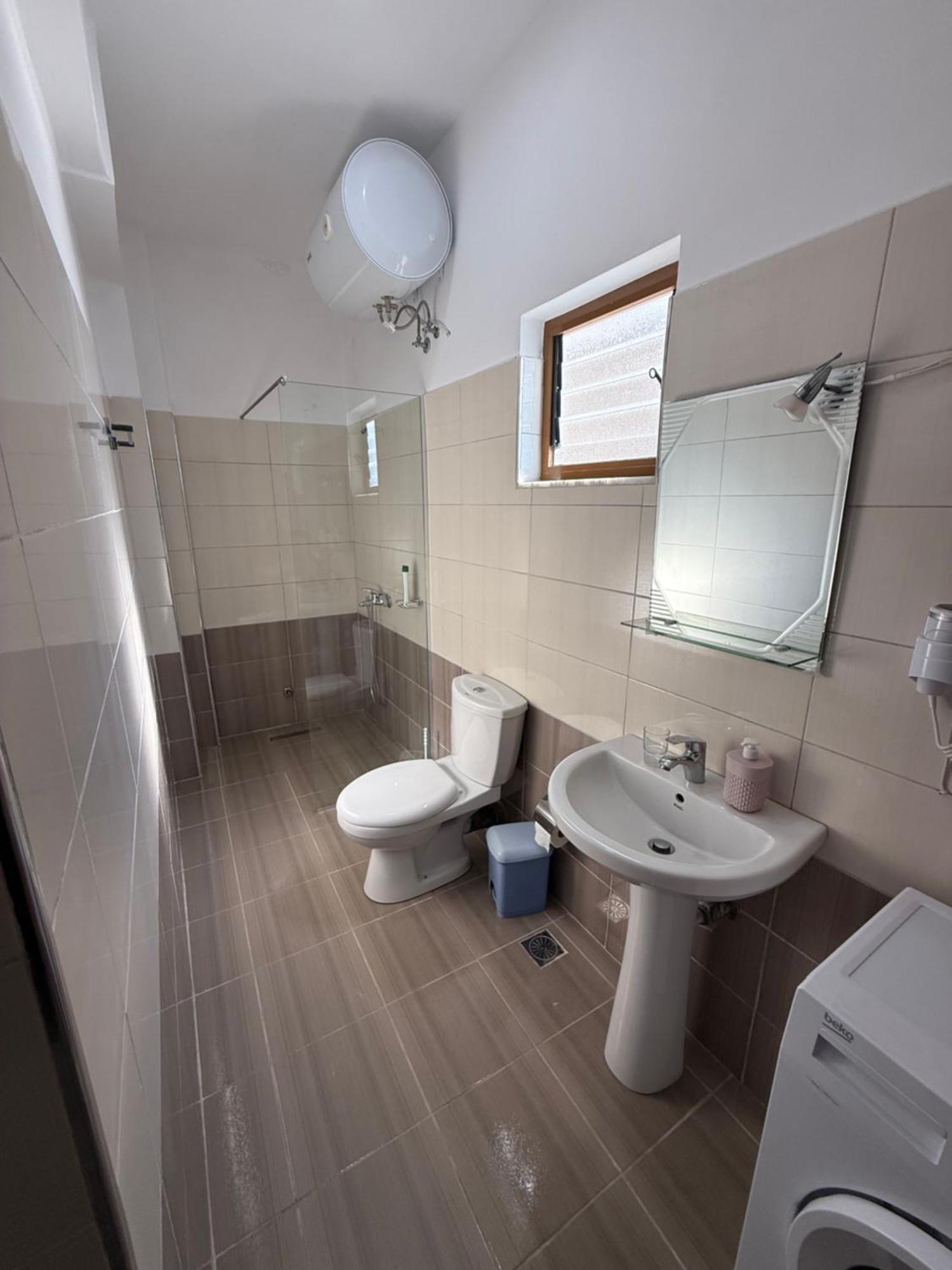 Amar Apartments Sarandë 外观 照片