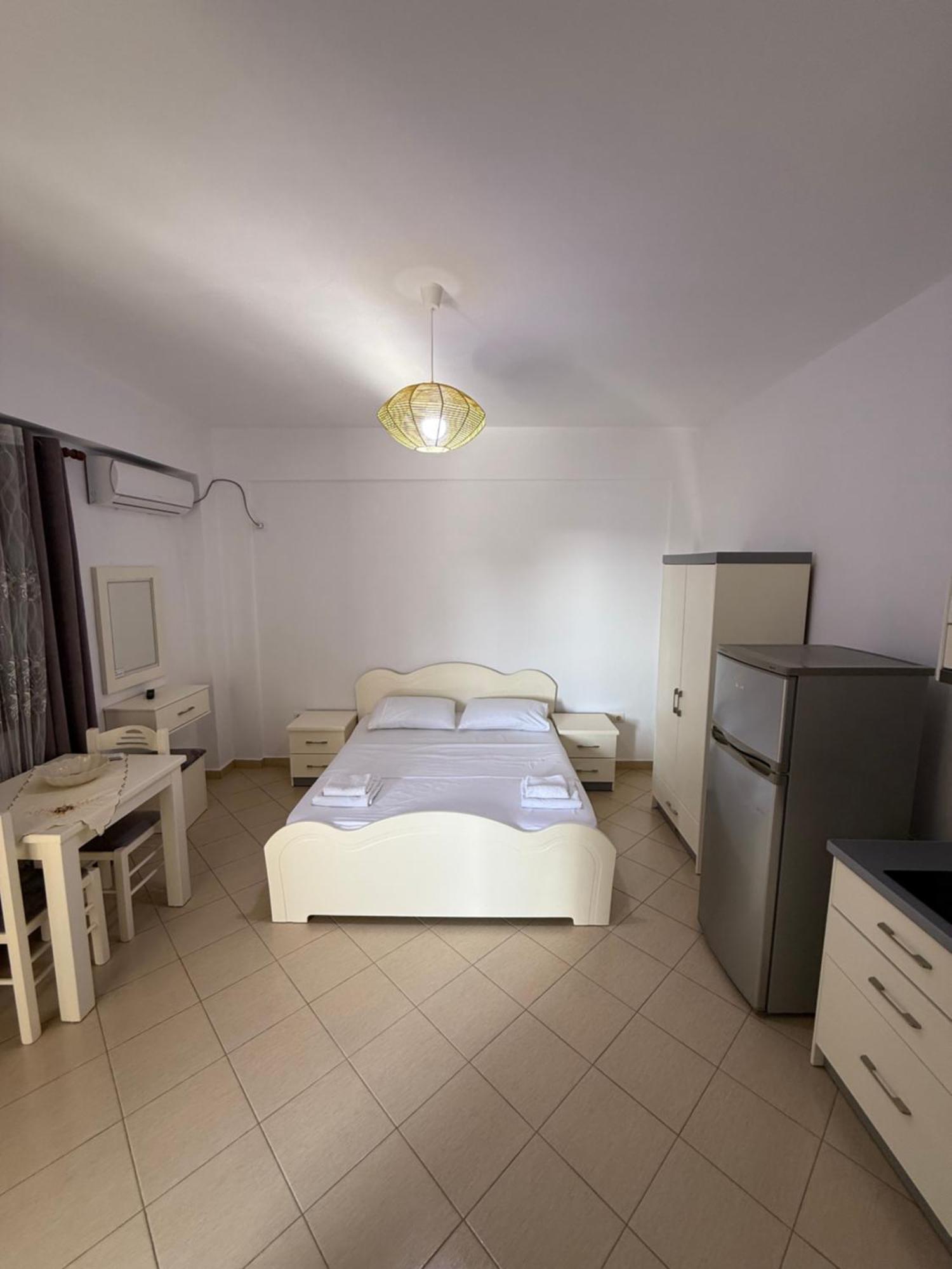 Amar Apartments Sarandë 外观 照片