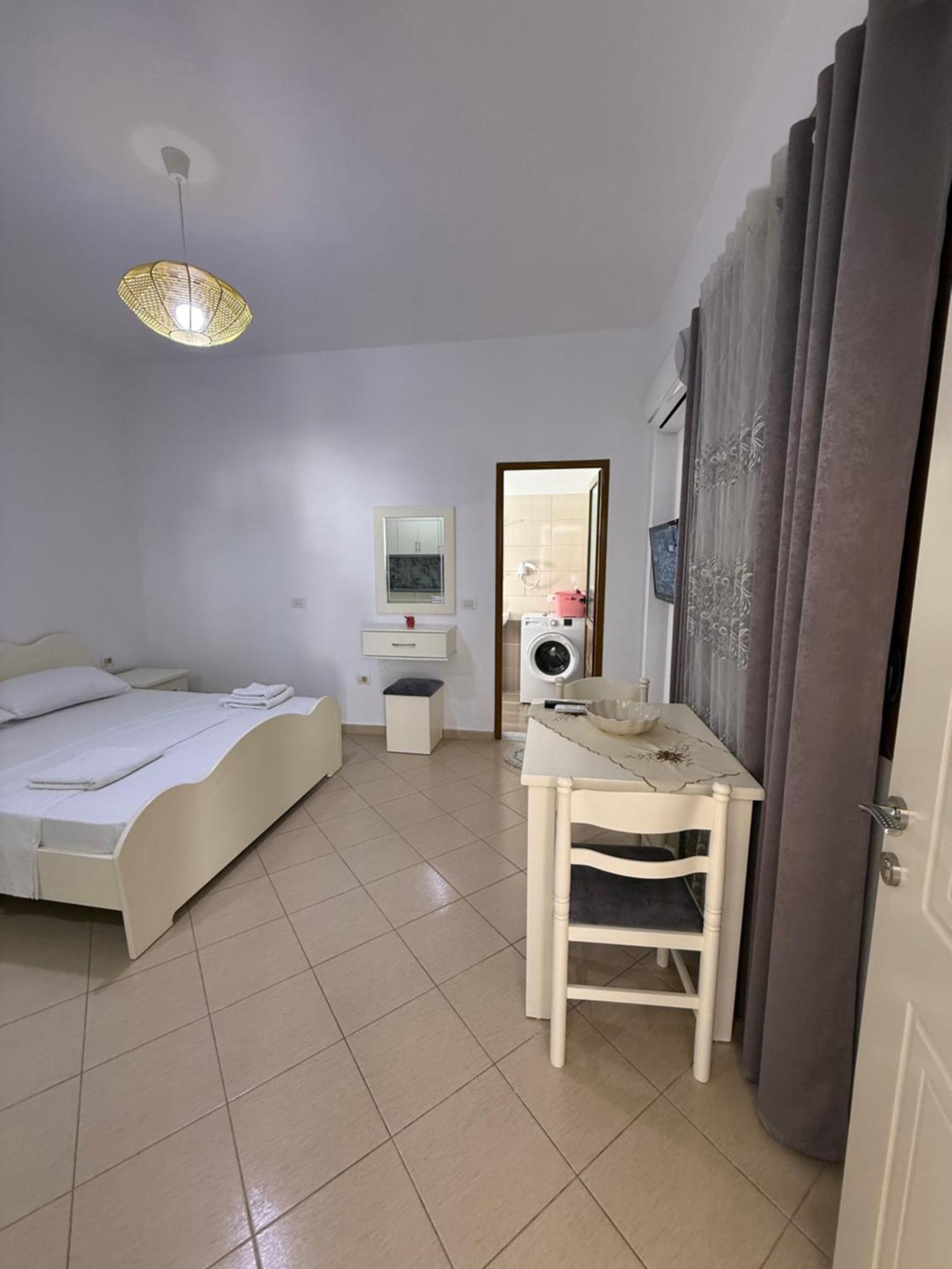 Amar Apartments Sarandë 外观 照片