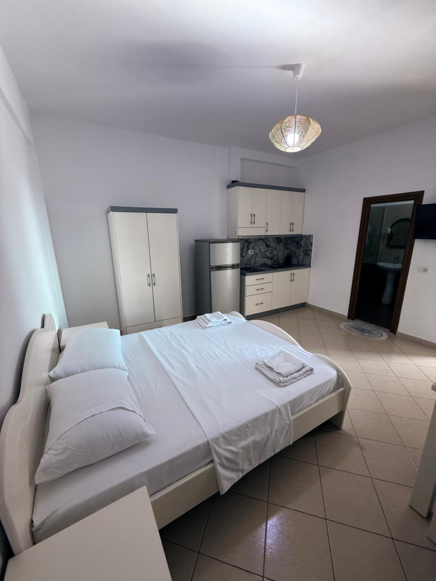 Amar Apartments Sarandë 外观 照片