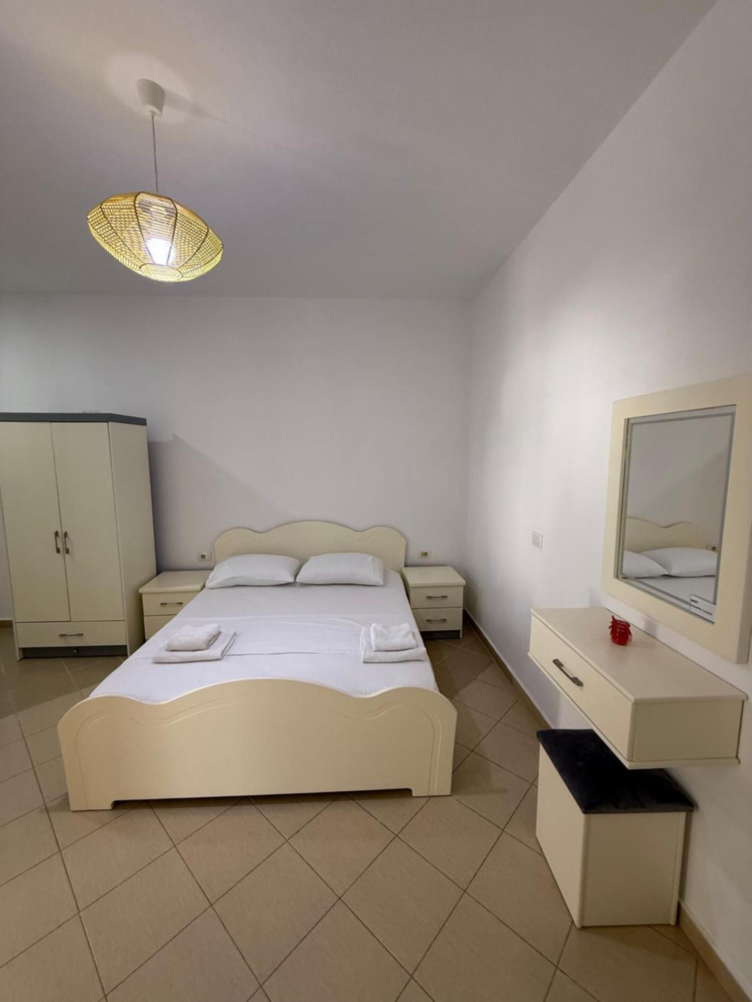 Amar Apartments Sarandë 外观 照片