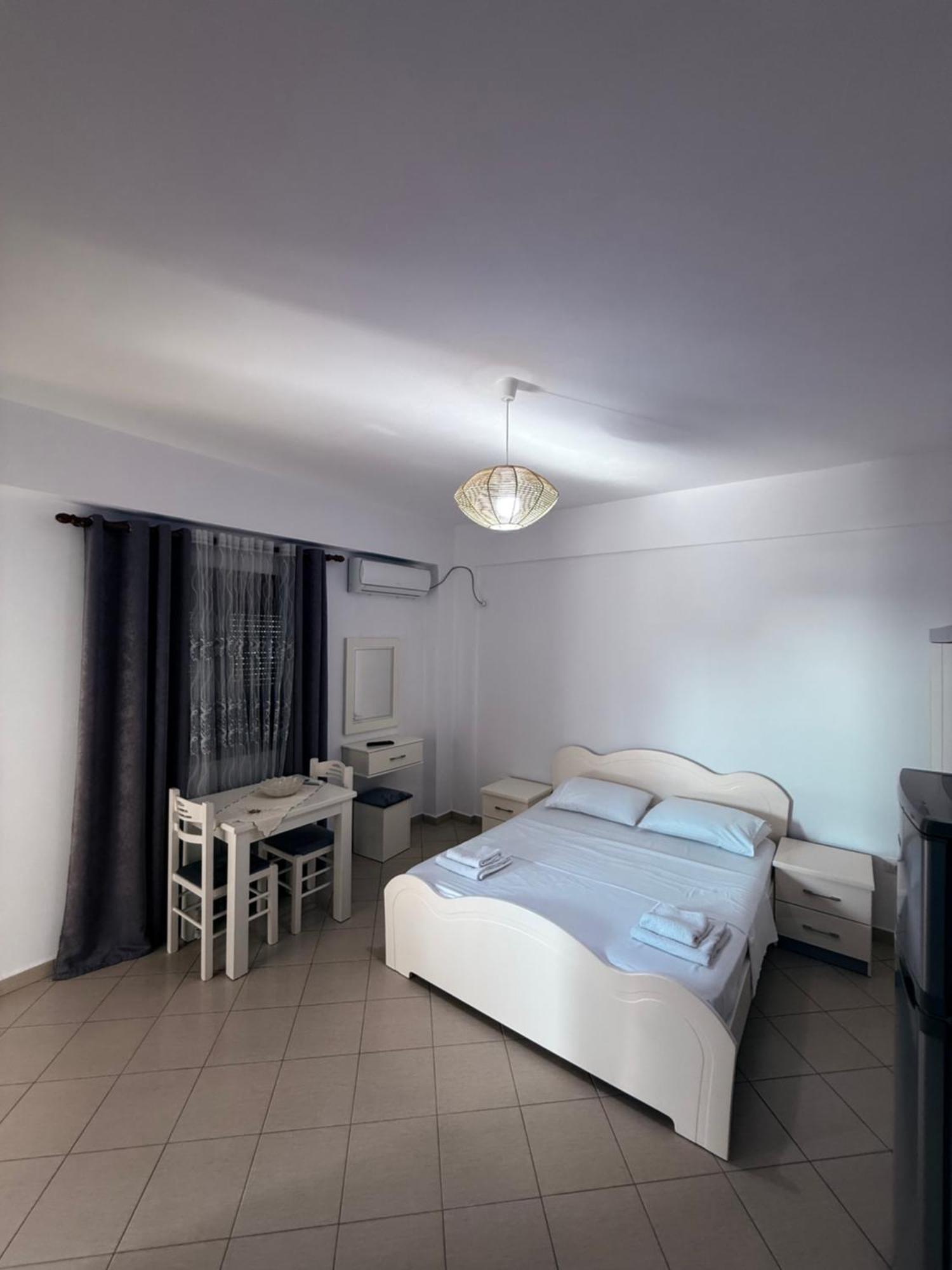 Amar Apartments Sarandë 外观 照片