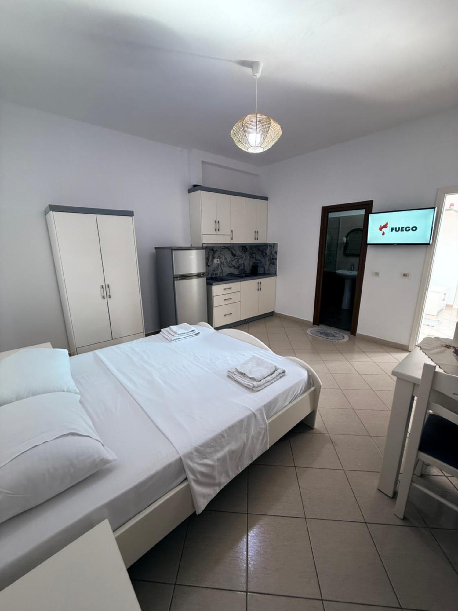 Amar Apartments Sarandë 外观 照片